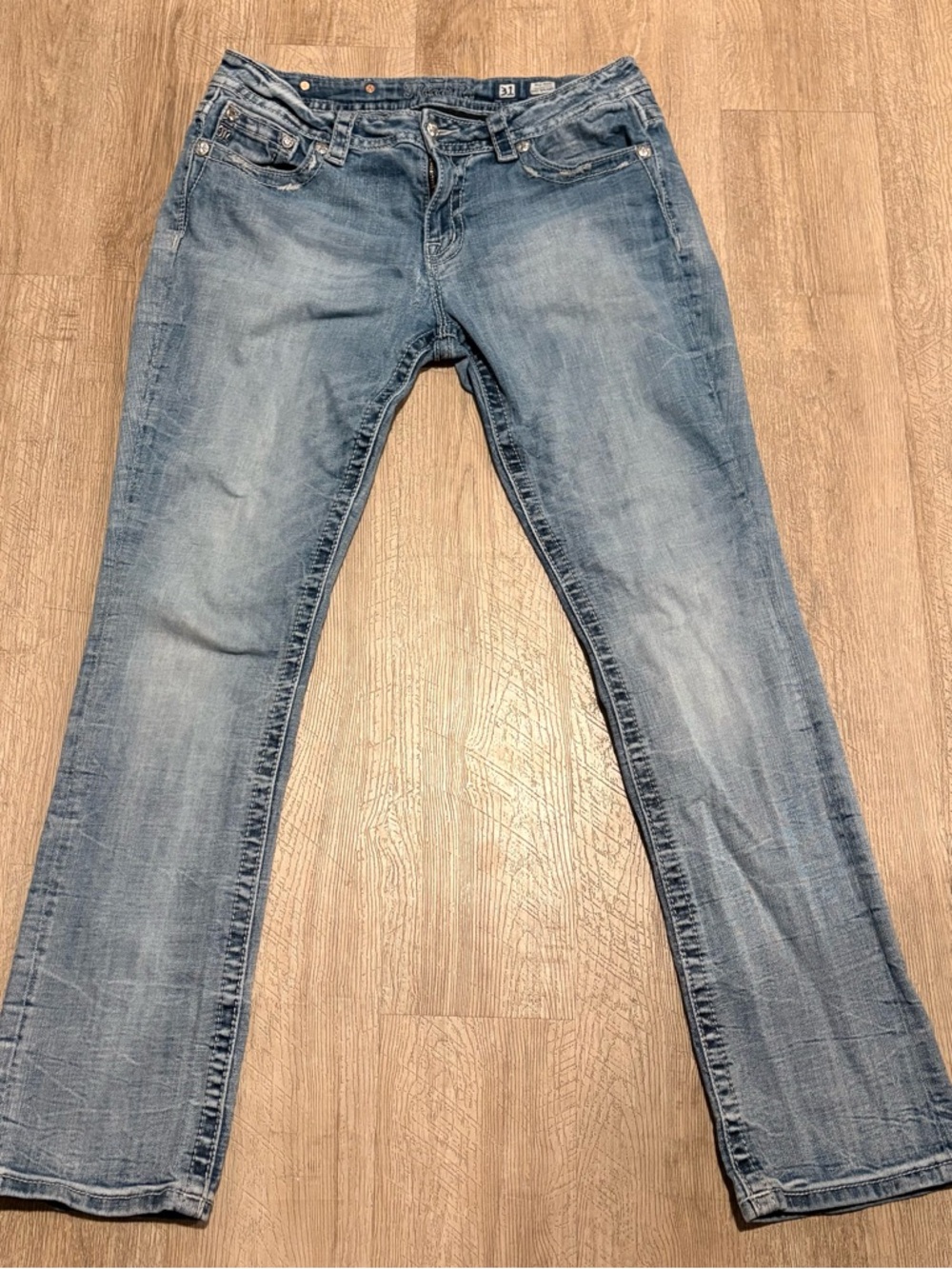 Miss Me Women's Blue Jeans, Mid-Rise Easy Straight Jeans Size 31 Embroidered